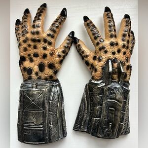 Alien Predator Pair of Gloves‎ Latex Halloween Cosplay Party Unisex Props